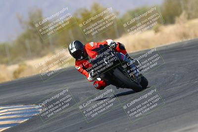 media/Mar-28-2022-Superbike Trackdays (Mon) [[b8603d0f67]]/Open Track Time/Turn 7/